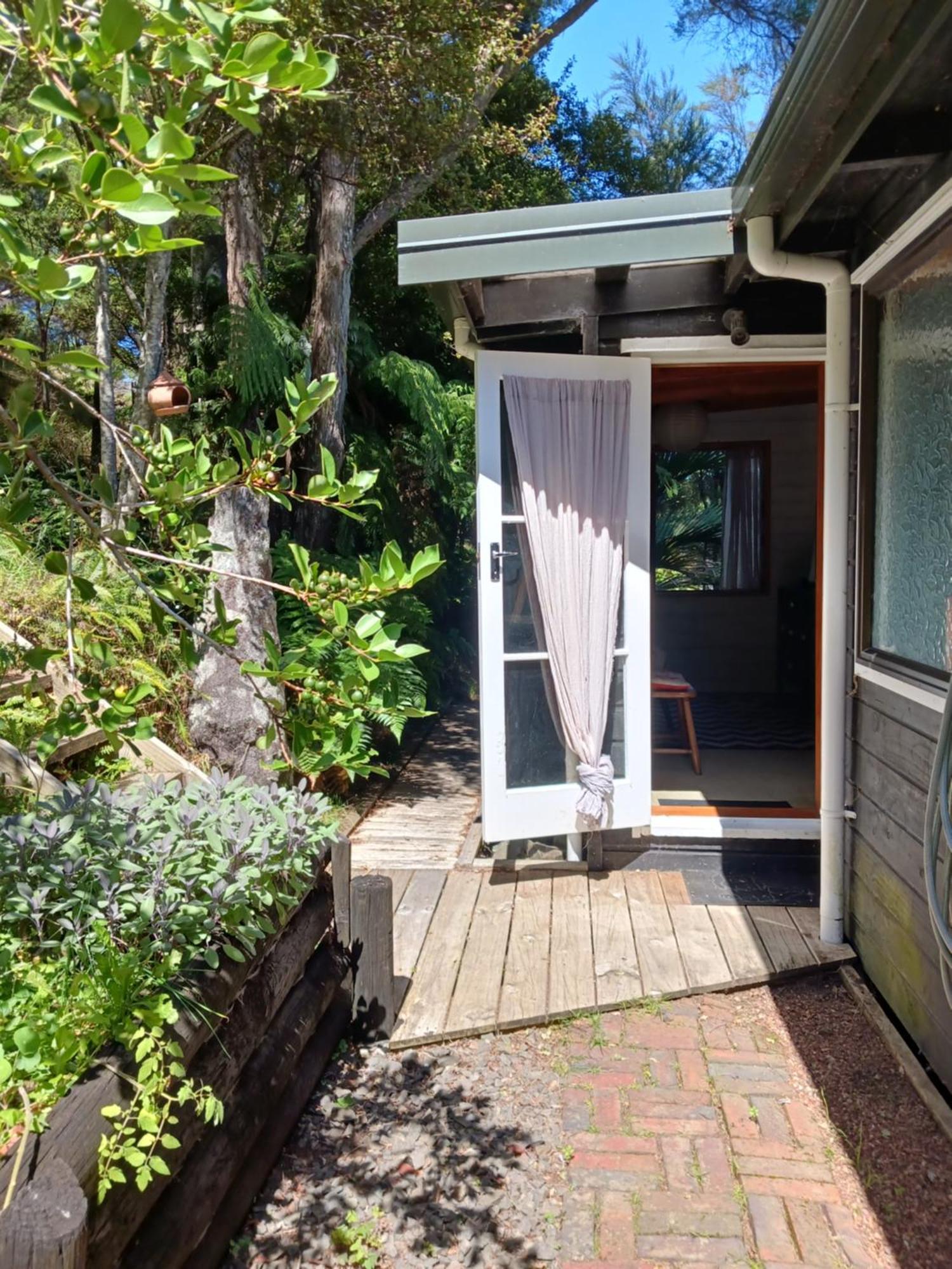 The Annex Bed & Breakfast Whitianga Exterior photo